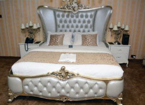 Royal luxury suite bed