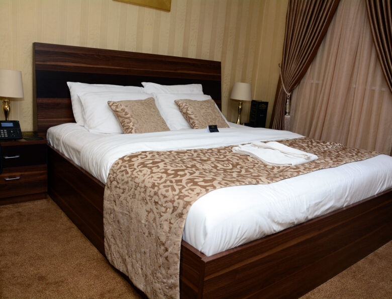 No 1 hotel luxury room bed