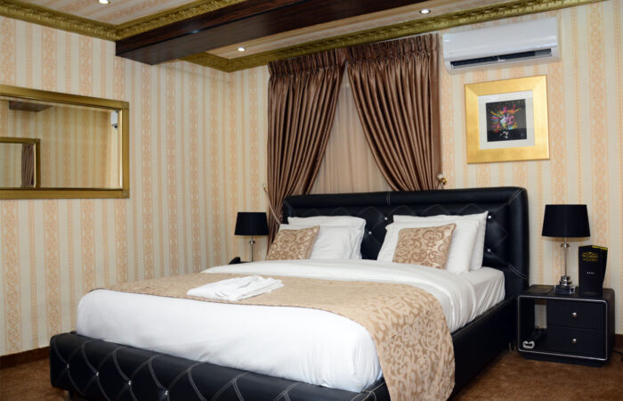 No 1 hotel royal rooms