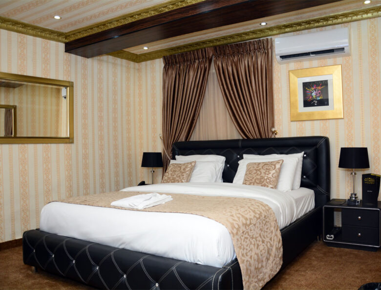 No 1 hotel royal rooms
